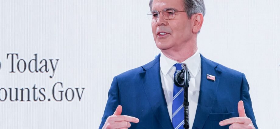 Scott Bessent shuts down report of potential U.S. currency market intervention