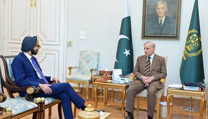 وزیراعظم شہباز شریف اور صدر ورلڈ بینک کی ملاقات، تعاون بڑھانے پر اتفاق 17 1552678 034539 updates
