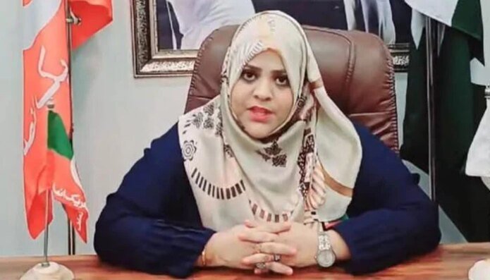 پی ٹی آئی رہنماؤں و کارکنان کے گھروں پر چھاپے مار کر بزرگوں اور خواتین کو ہراساں کیا جارہا ہے: فوزیہ صدیقی 41 1552682 031903 updates