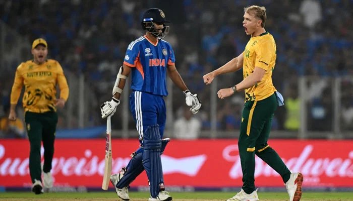 جنوبی افریقہ نے بھارت کو 76 رنز سے شکست دے کر گزشتہ فائنل کا حساب چکتا کردیا 1 1558934 100833 updates