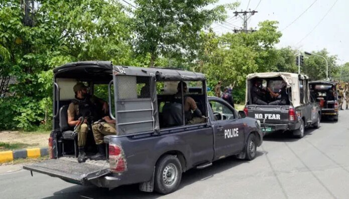 ریسٹورنٹ پر ڈکیتی میں ملوث تینوں ڈاکو مبینہ پولیس مقابلے میں ہلاک 5 1559537 042144 updates