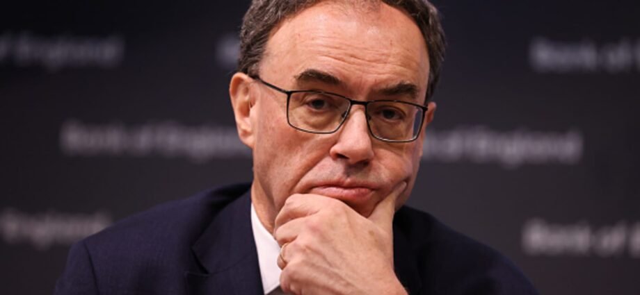 2% Target inflation to be reached by spring