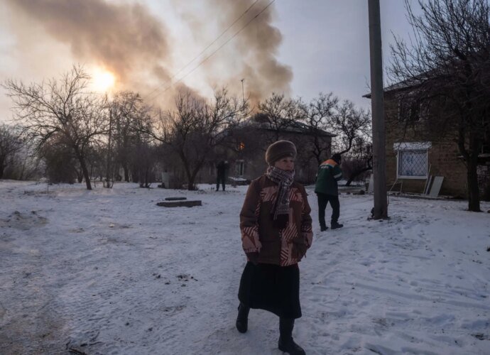 Russian shelling kills seven in Ukrainian market, clouding Abu Dhabi talks | Russia-Ukraine war News