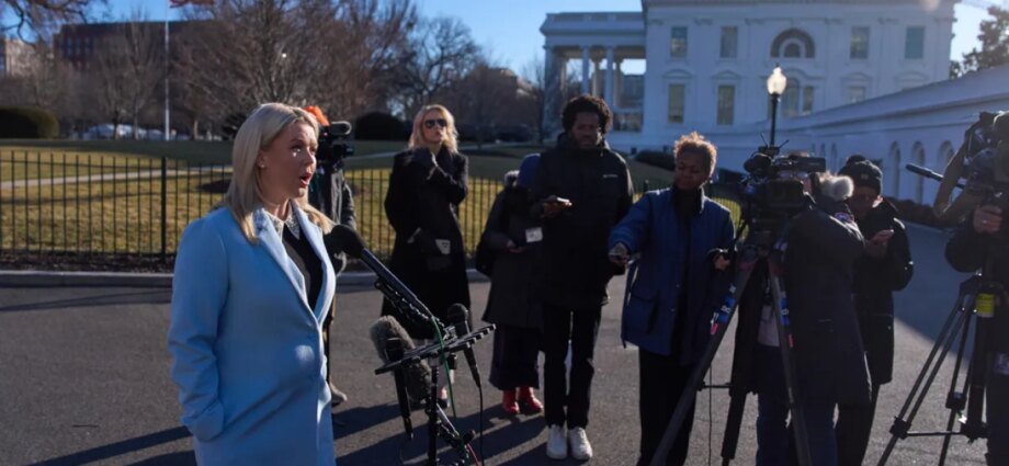 US re-asserts 2025 strikes ‘obliterated’ Iran’s nuclear programme | Politics News 1 US re-asserts 2025 strikes ‘obliterated’ Iran’s nuclear programme | Politics News