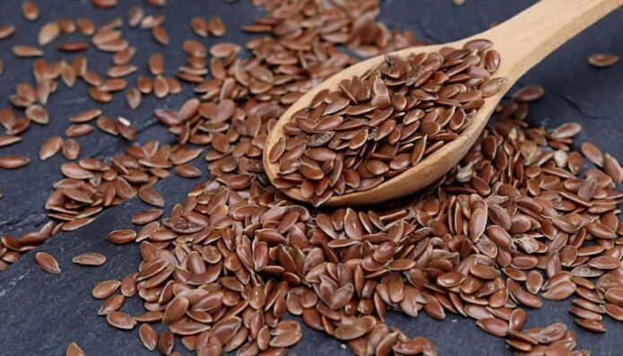 زیادہ فوائد حاصل کرنے کیلئے سپر فوڈ ’السی‘ کے بیج استعمال کرنے کا درست طریقہ کیا ہے؟ 5 1560389 090612 updates