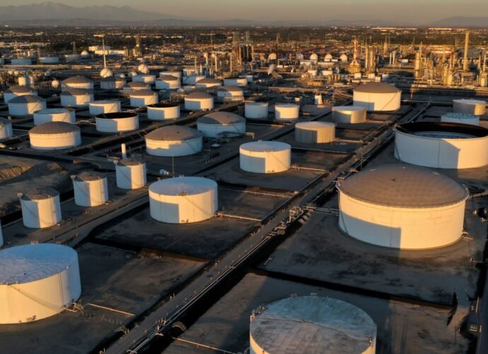 Brent heads for record monthly gain on Iran war