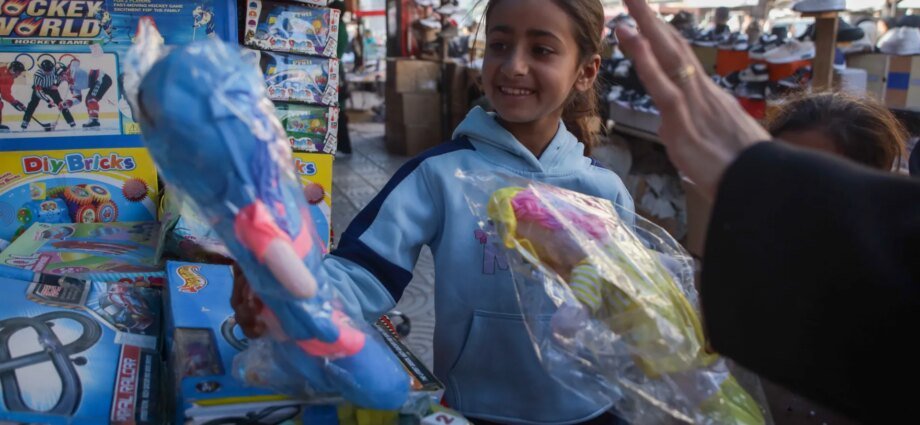 Eid without toys: Israeli restrictions drive up prices in Gaza | Israel-Palestine conflict News
