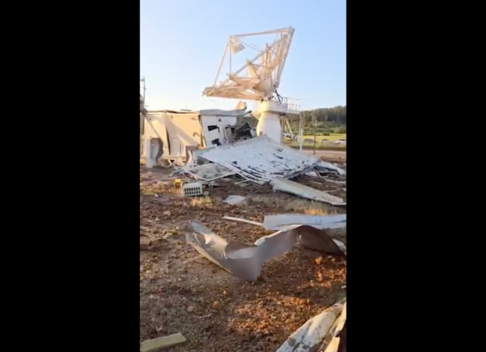 Moment ‘Hezbollah missile’ strikes Israeli radar station | Hezbollah