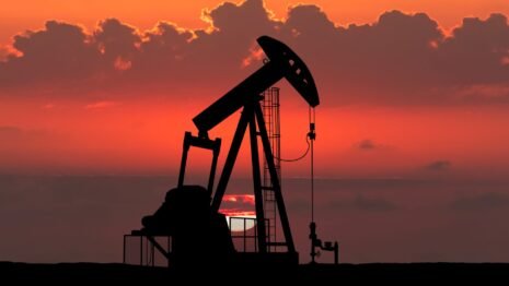 Oil falls after Energy secretary claims tanker escort in deleted X post