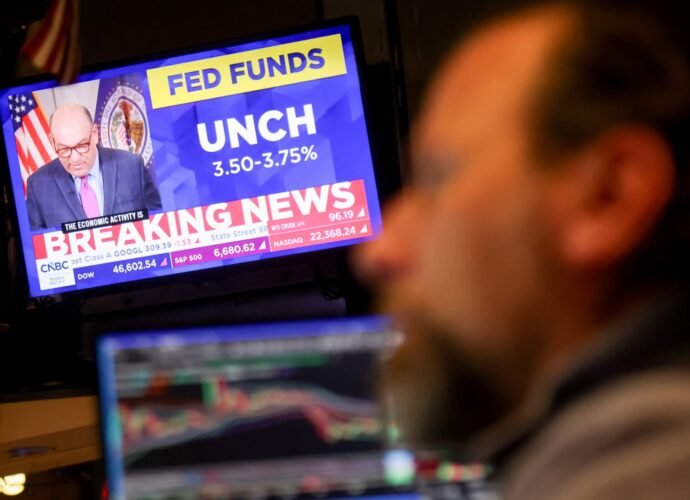 Stock market today: Live updates