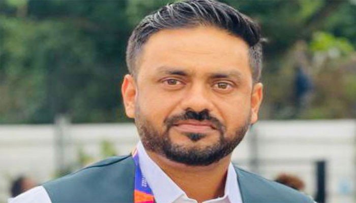 سر سید یونیورسٹی کے سمیر حسین قومی جونیئر ہاکی ٹیم کے کوچ مقرر 1 1574102 103602 updates