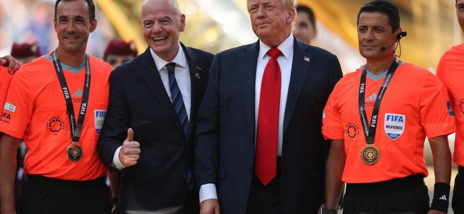 FIFA faces pressure to call on Trump to stop ICE raids at 2026 World Cup | World Cup 2026 News 1 FIFA faces pressure to call on Trump to stop ICE raids at 2026 World Cup | World Cup 2026 News