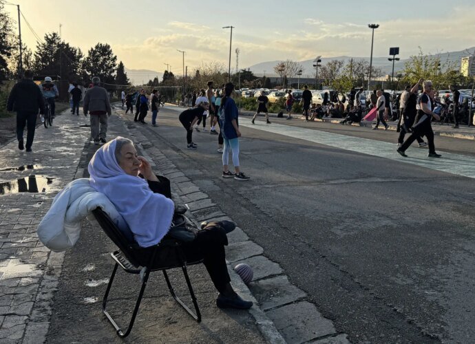 Frustration grows as Iran’s wartime internet shutdown breaks grim record | US-Israel war on Iran News