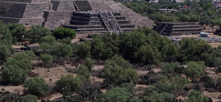 Gunman kills Canadian woman, injures six at Mexico’s Teotihuacan pyramids | Tourism News