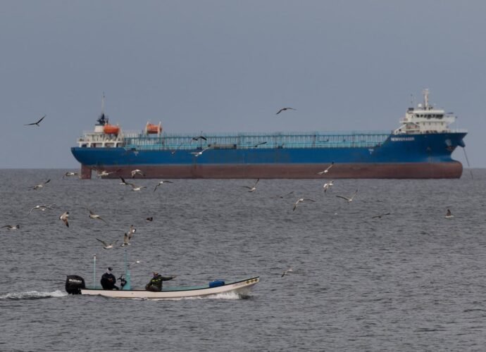 Iran says Strait of Hormuz closed again, despite Trump's optimism