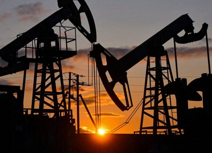 Oil tumbles more than 10% as Iran declares Strait of Hormuz open