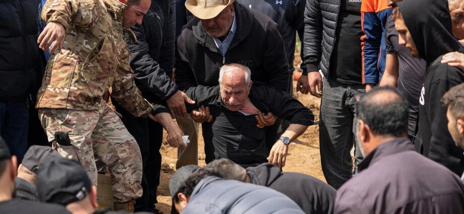 Renewed Israeli strikes pound Lebanon as ground offensive deepens | Israel attacks Lebanon