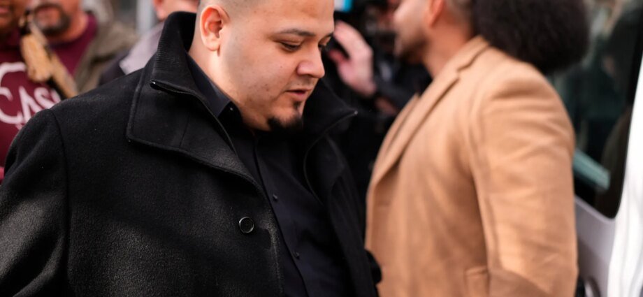 US judge dismisses indictment against Kilmar Abrego Garcia | Donald Trump News 1 US judge dismisses indictment against Kilmar Abrego Garcia | Donald Trump News
